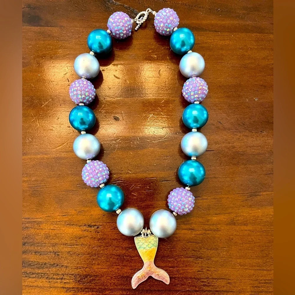 Girls mermaid tail bead necklace